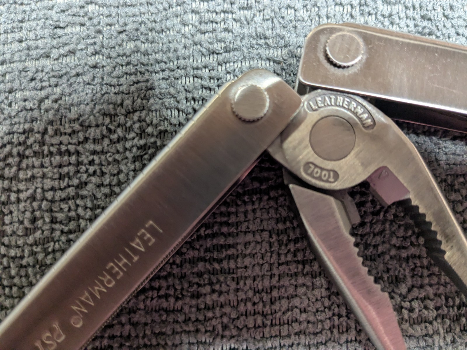LEATHERMAN PSTii MULTI TOOL with Lightly Handled SHEATH (04/02 date Code)