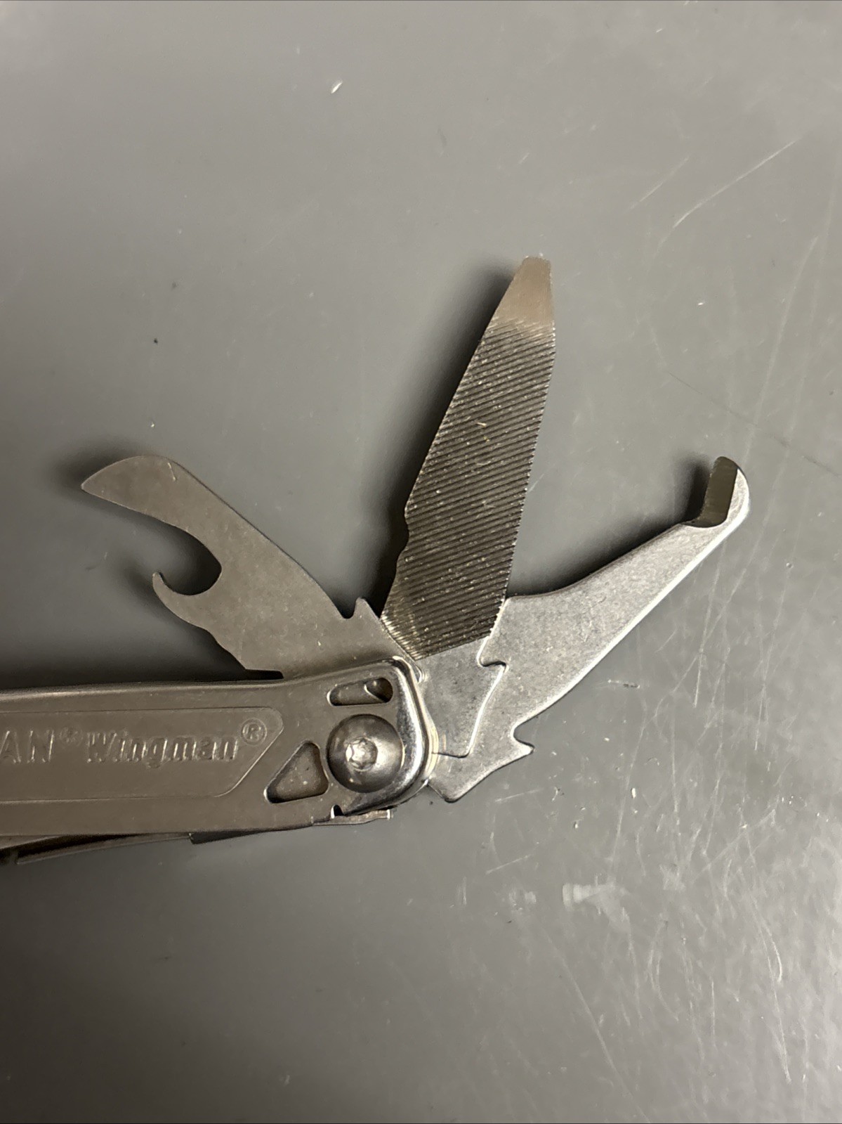 LEATHERMAN MULTI TOOL – WINGMAN