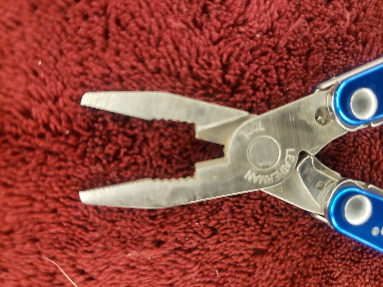 🔴🔴 Leatherman Squirt P4 Multi-Tool Blue Keychain