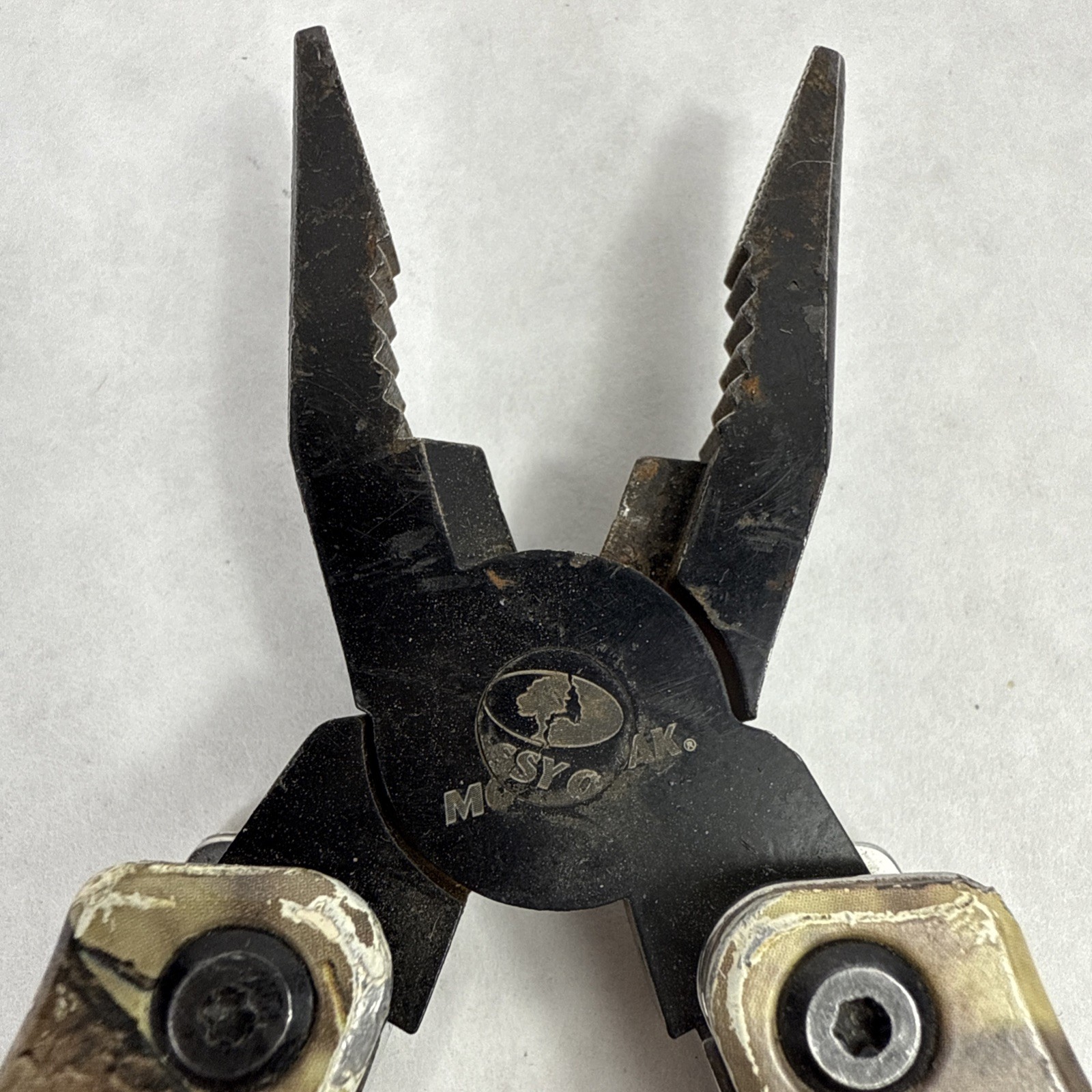 Camo Multi Tool Mossy Oak & Ozark Trail *See Photos Read