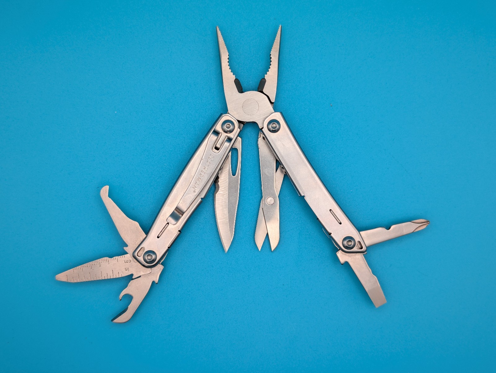 LEATHERMAN WINGMAN MULTI-TOOL! FAST SHIPPING!