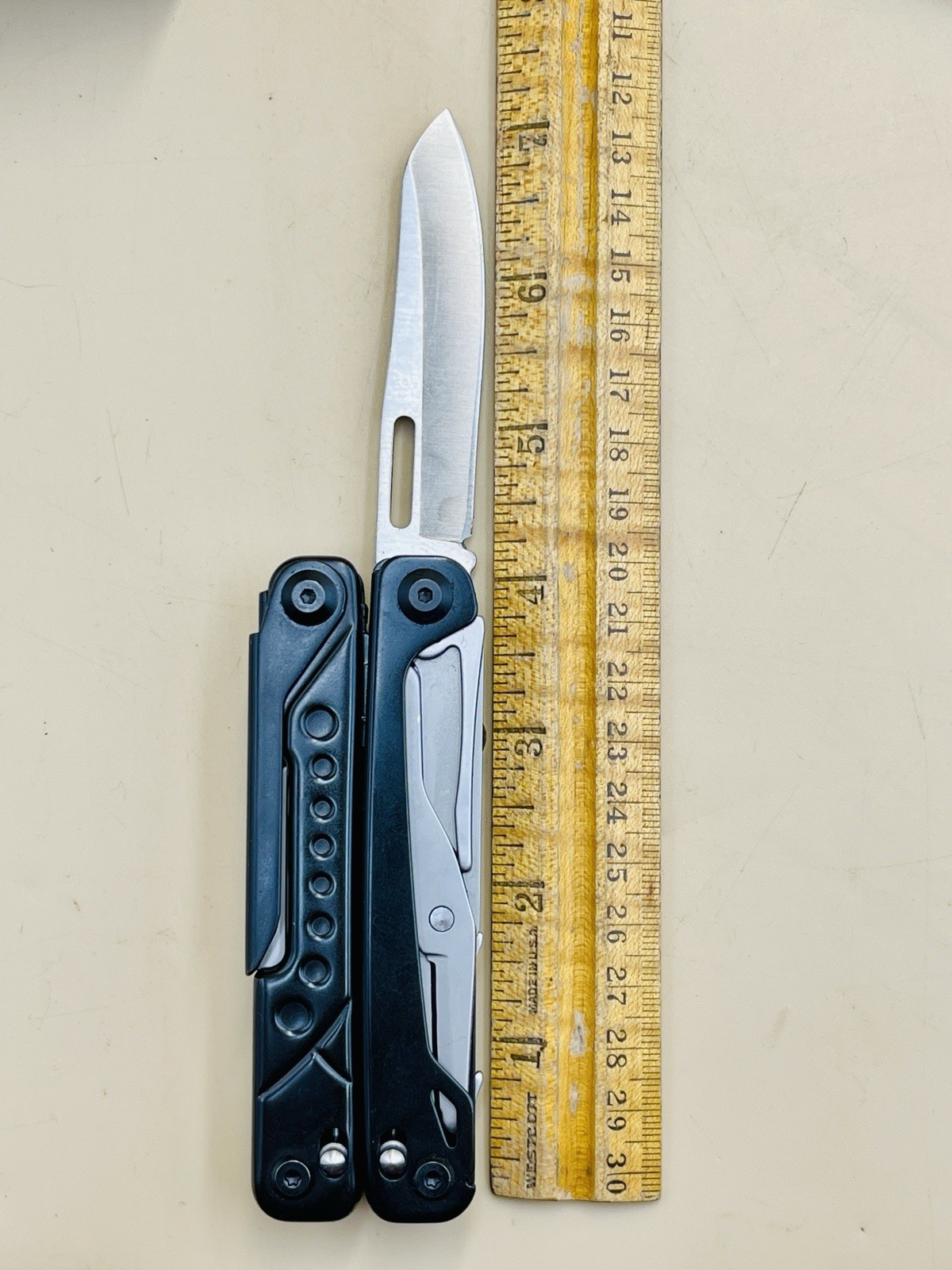 Lot of 2 Stainless Steel Multi-Tool Pliers 20-in-1 Perwin & 8-in-1 w/ Sheaths