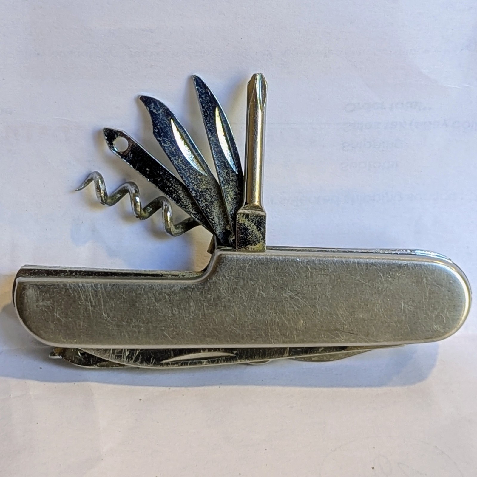 14-Function Multifunction Stainless Steel Pocket Knife with 11 Flip-out Tools