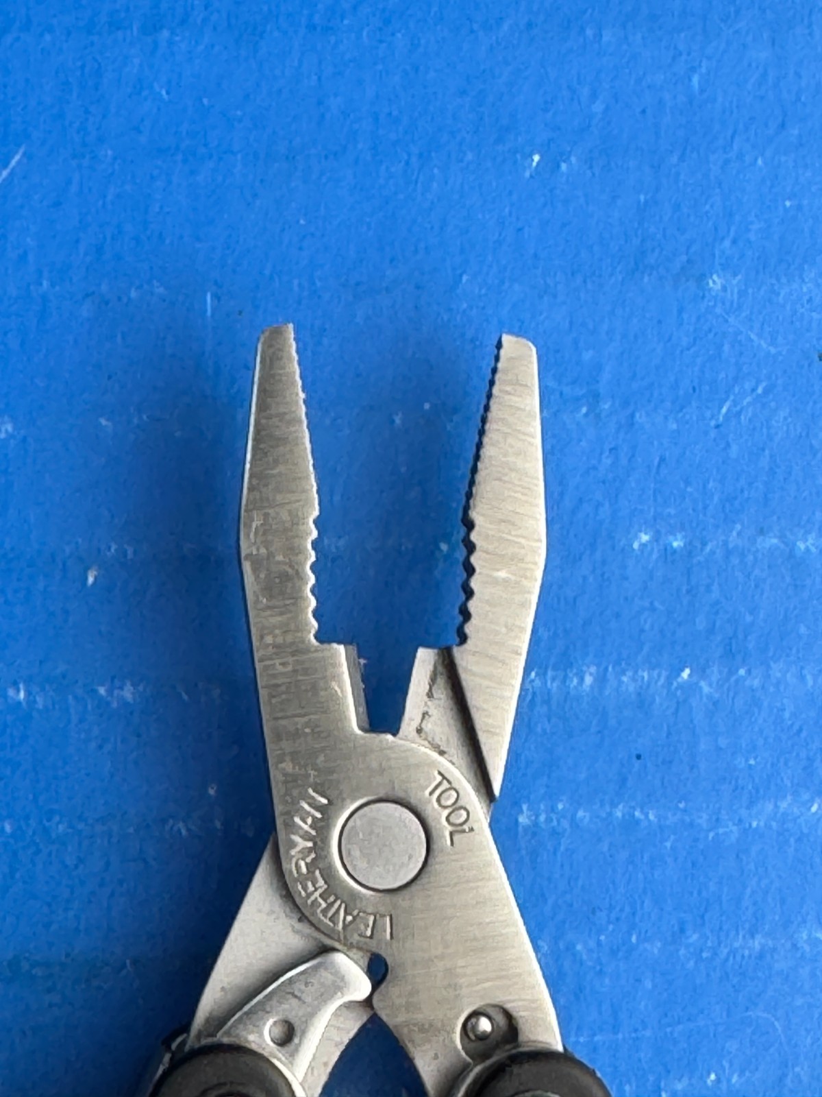 Leatherman Squirt PS4 Multi Tool, Knife, Pliers – Black