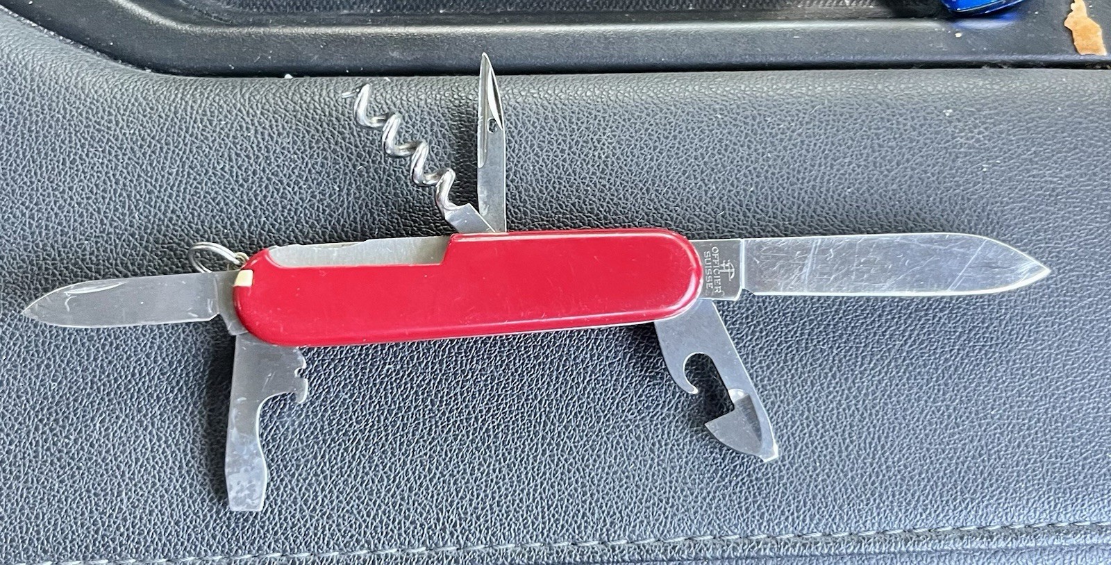 Victorinox Officer Suisse Red 7-Tool Multi-Tool Knife w/ Corkscrew, Lanyard(I)