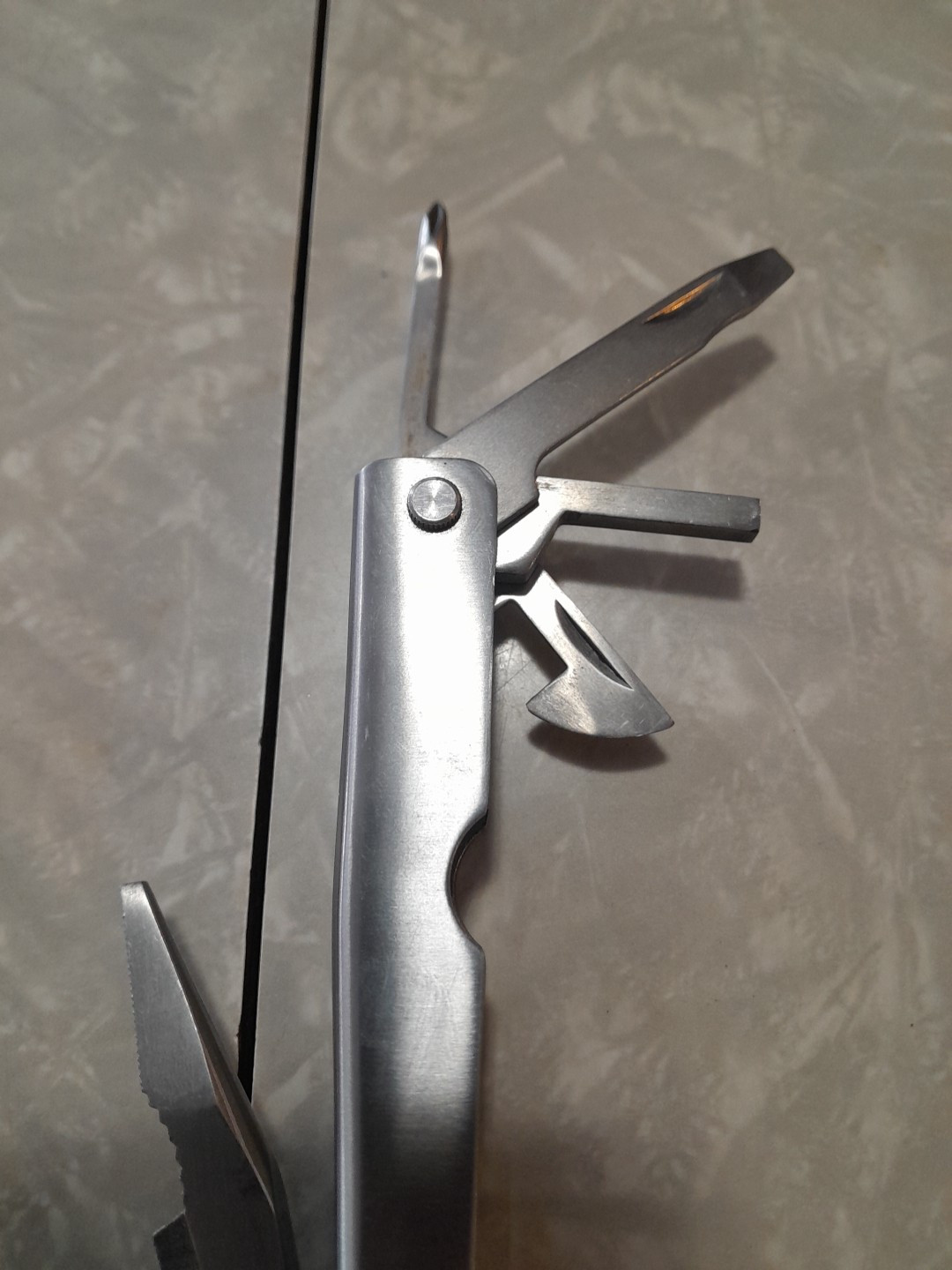 Carolina Knife And Tool Stainless Multi-Tool 10 Feature 9 Tool