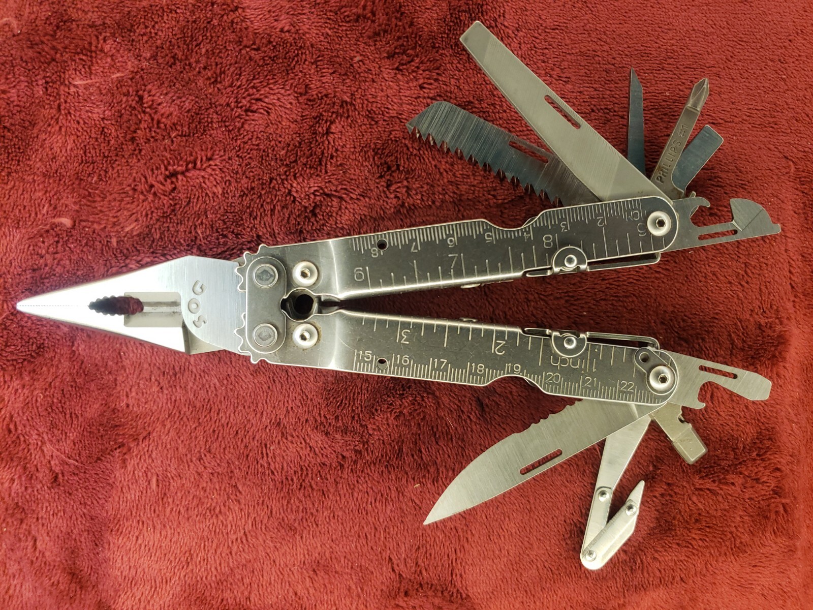 SOG PowerLock Multi tool Stainless