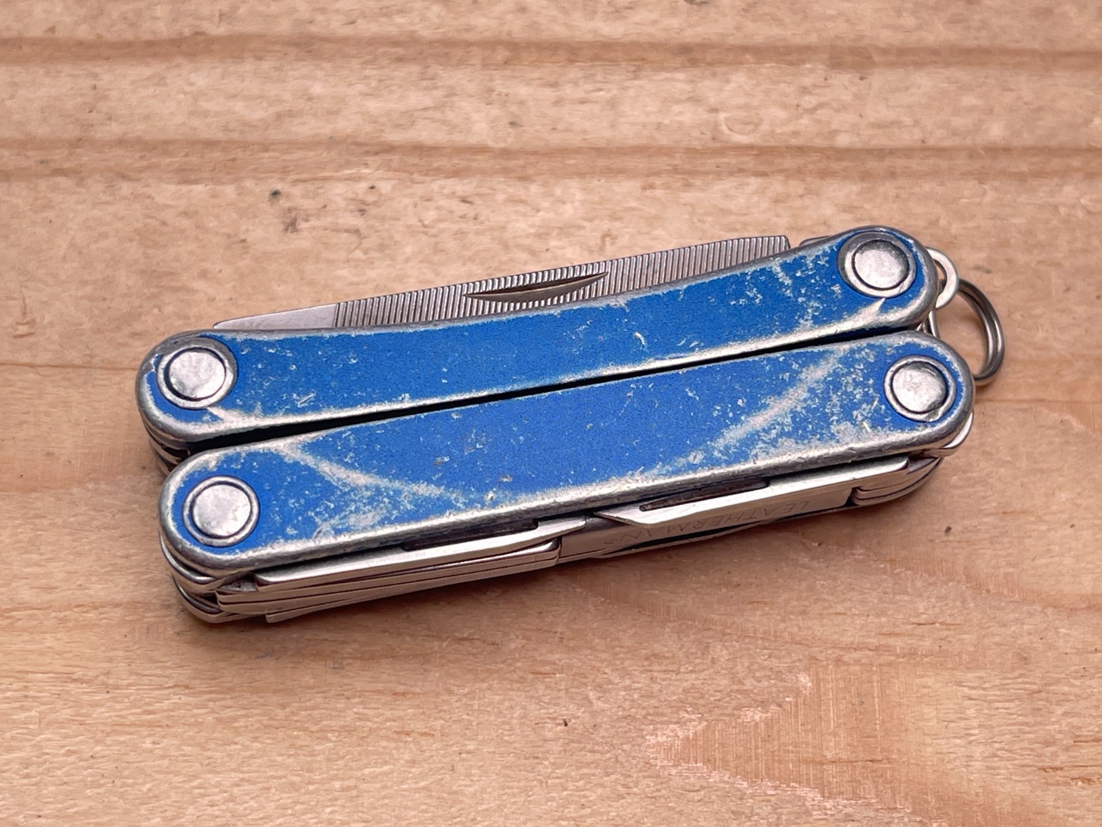 Leatherman Squirt PS4 Blue Multi-tool Knife – Broken Scissors Spring – Retired