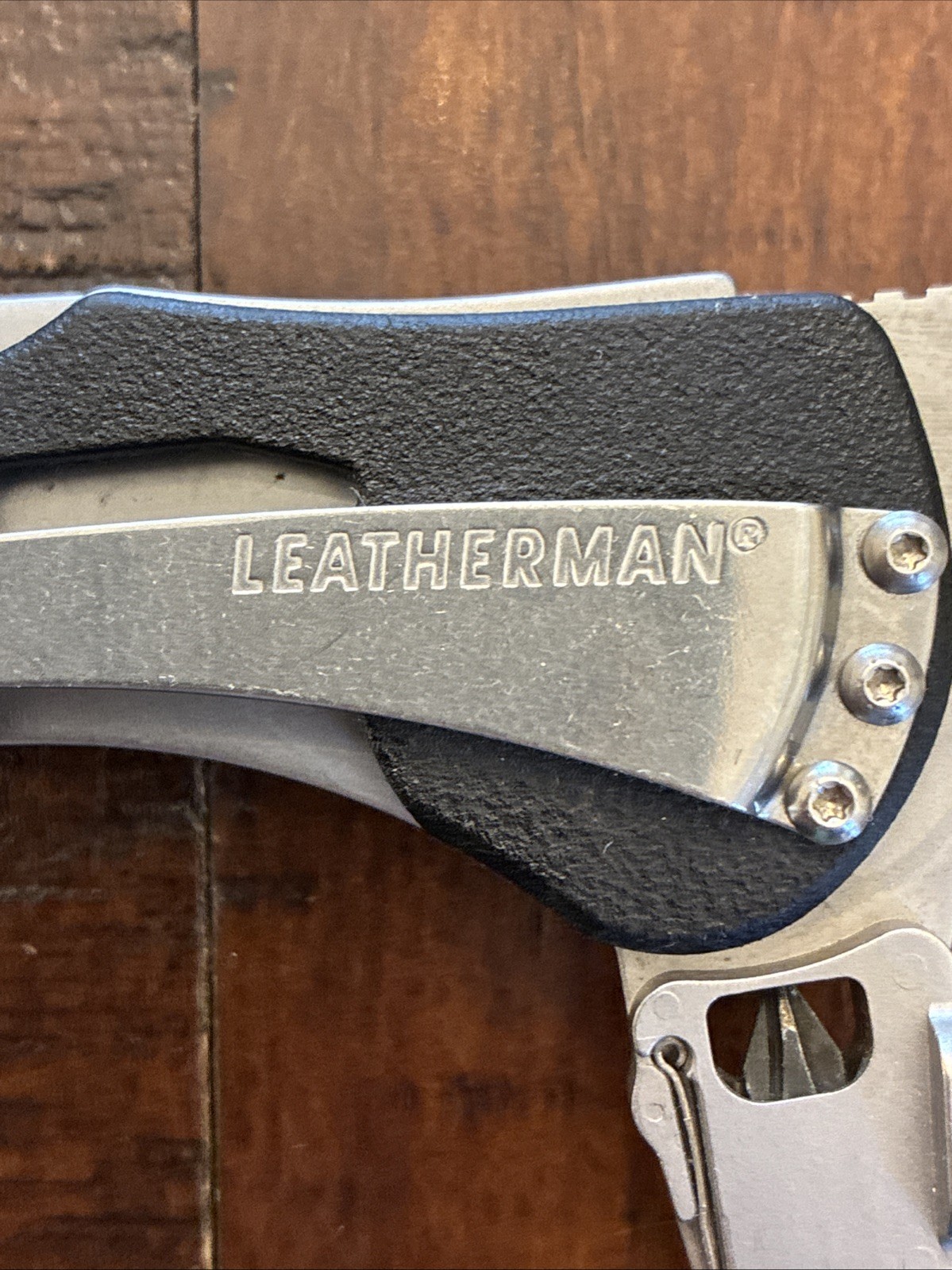 Leatherman E55B multitool (Expanse Series). Premium 154CM Stainless steel