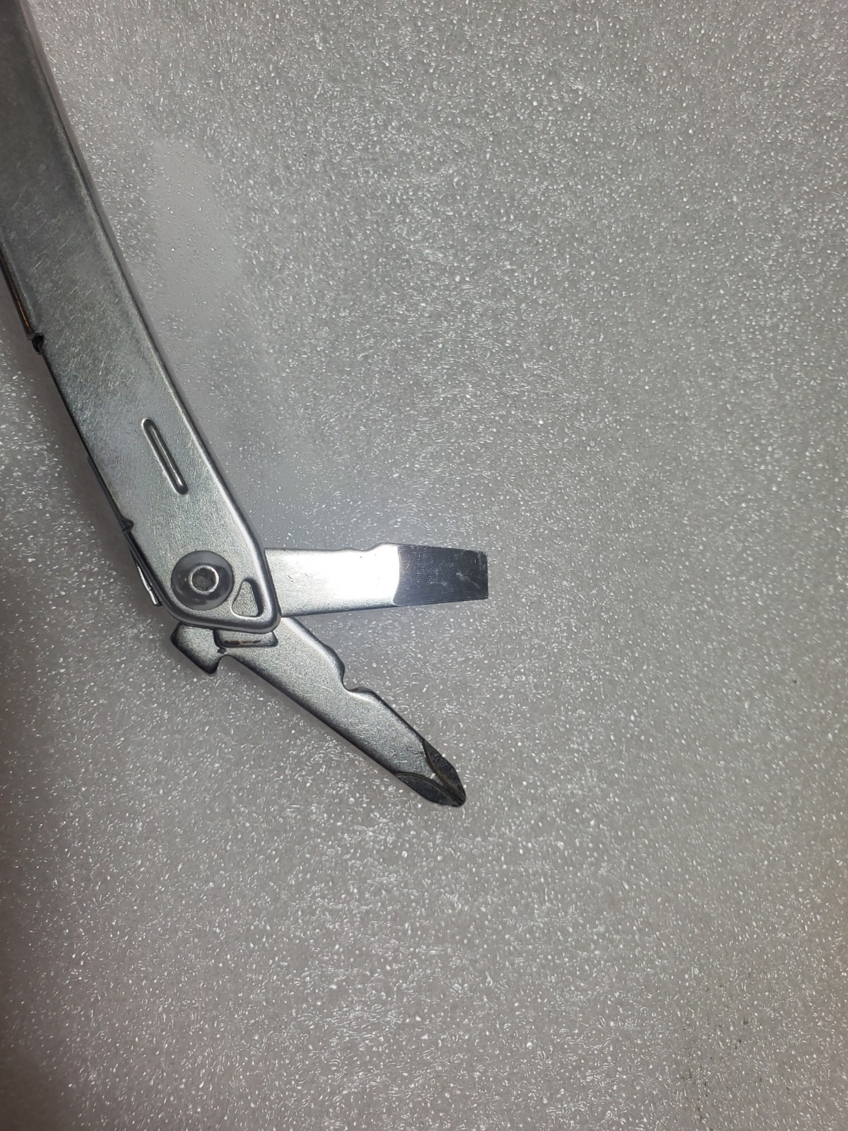 Leatherman Sidekick Multi-tool Stainless Steel With Clip Knife Pliers Saw