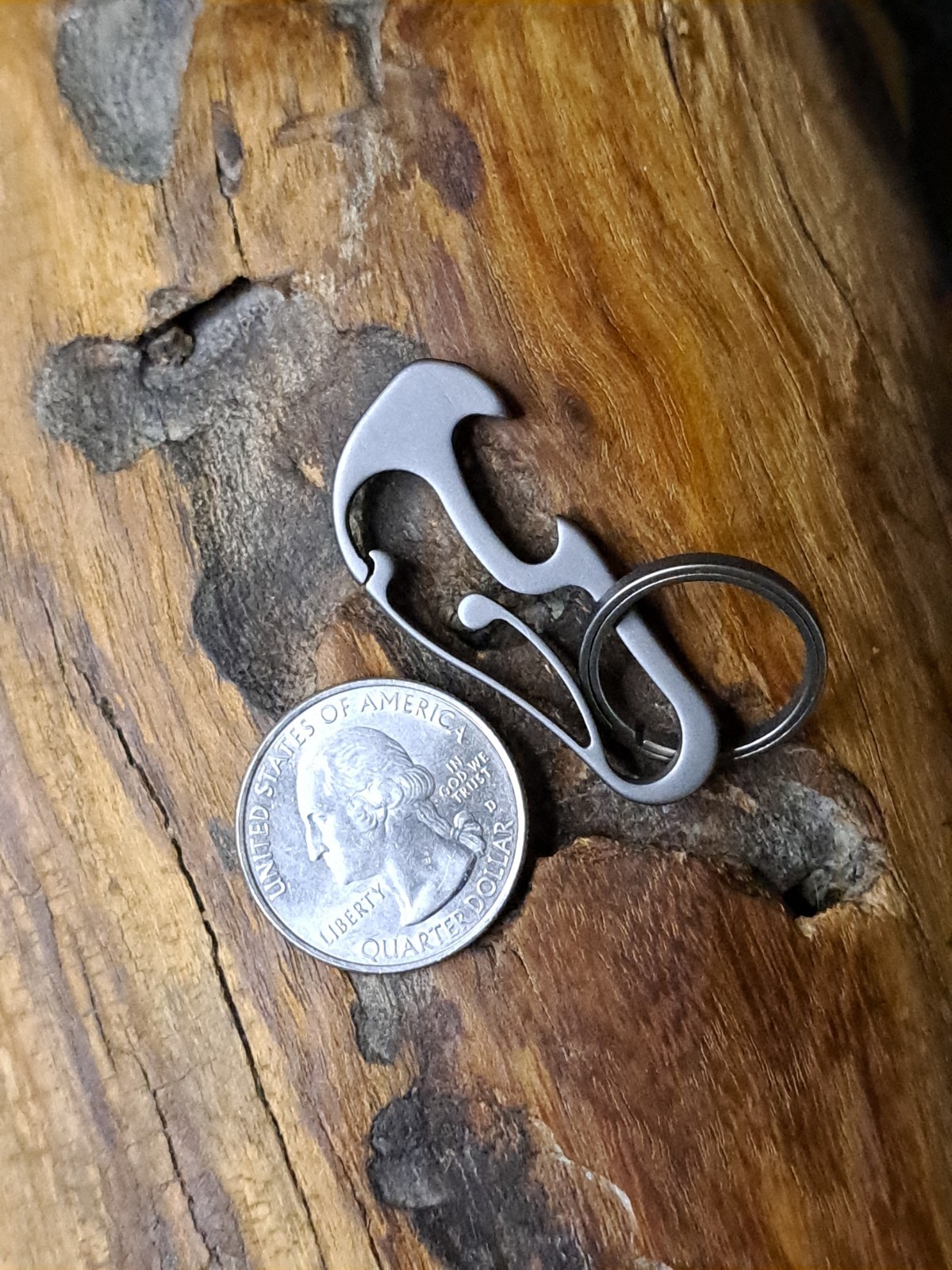 Pro Mini Minimalist Titanium Carabiner Keychain With 20mm Titanium Keyring