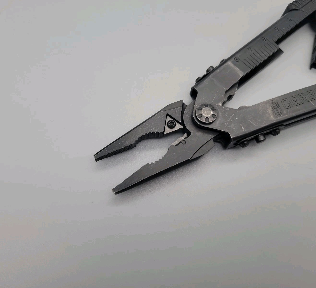 Gerber MP600-ST Multi-Plier Multi-Tool w/ Sight Tool – Black – DISCONTINUED