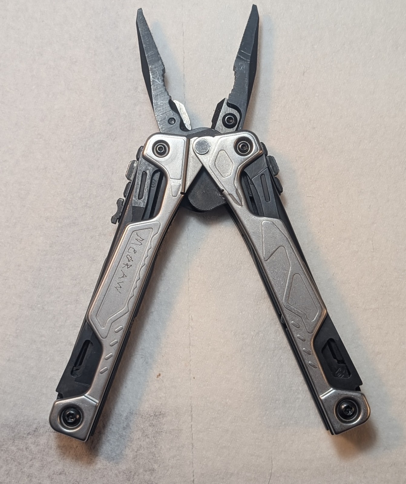 Leatherman OHT Tuxedo – Discontinued