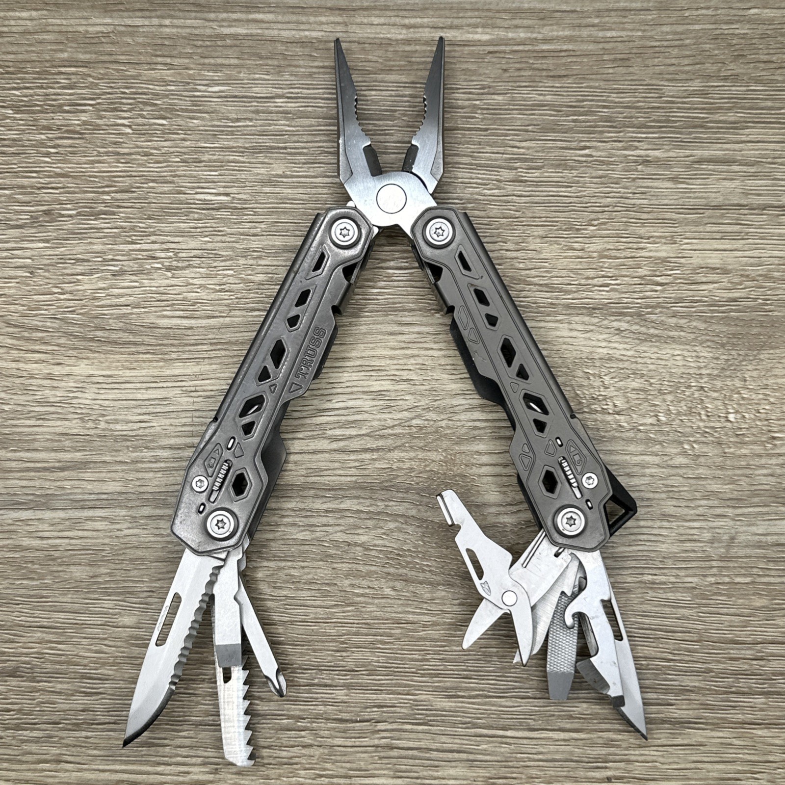 Gerber Truss Multi-Tool Pliers Knife Folding EDC FAST SHIPPING!