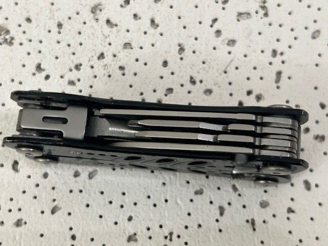 Gerber EVO Multi-Tool Discontinued Pliers Knife Saw Scissors Screwdriver Camping