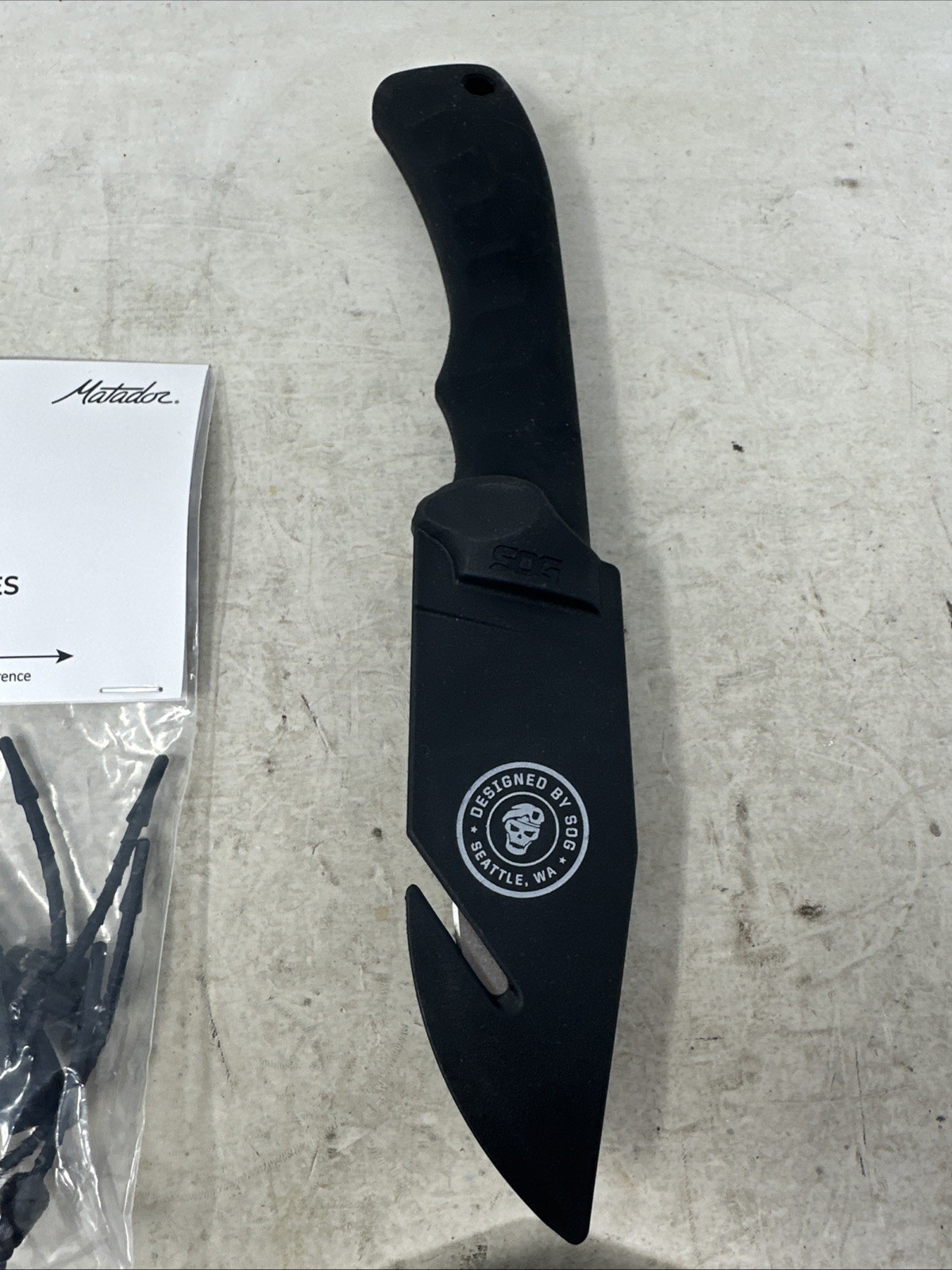 Camping Gear (Ace Field Knife, Camp Carabiner, Re-ties, V-seat – 122