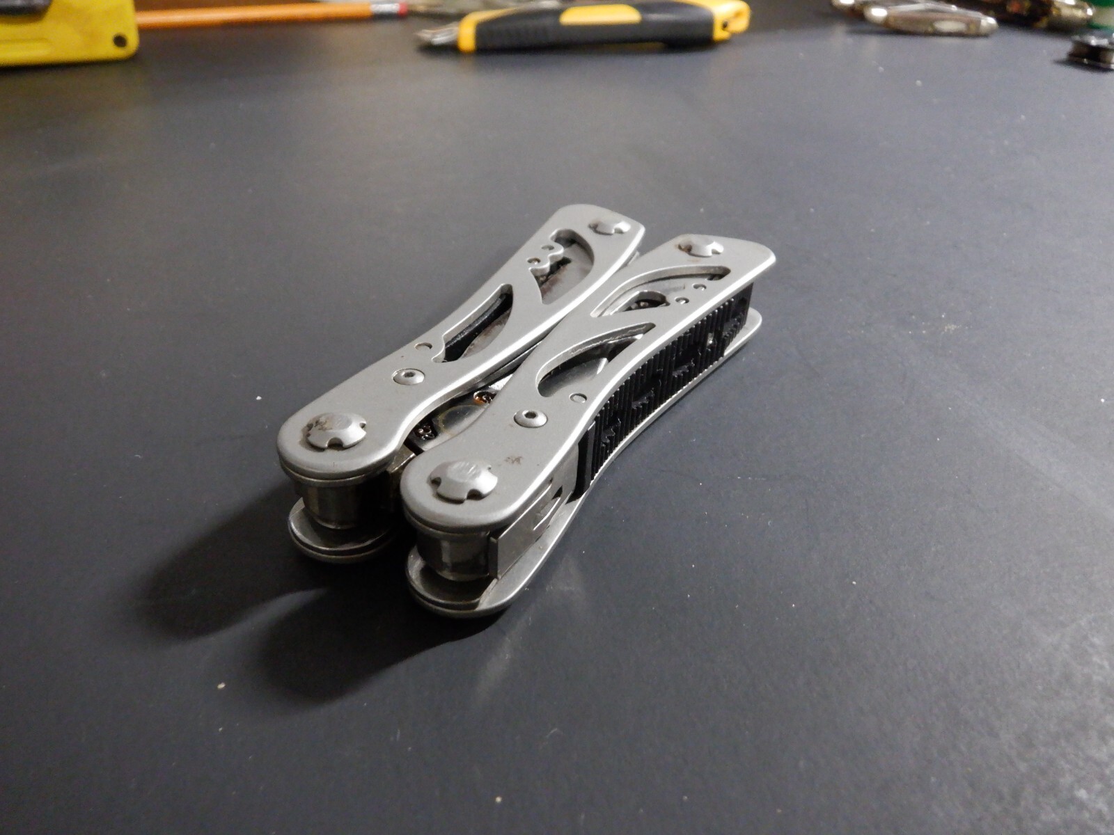 Winchester Stainless Steel Blade Multi-tool