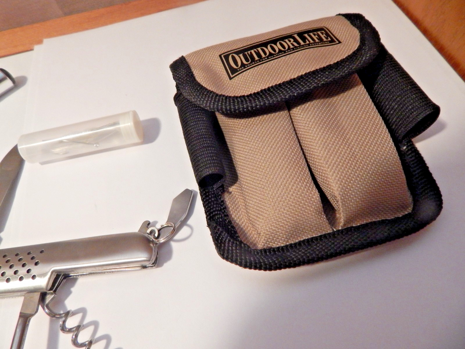 Outdoor Life Magazine Pocket/Belt Survival Kit Knife Whistle Light Compass +More