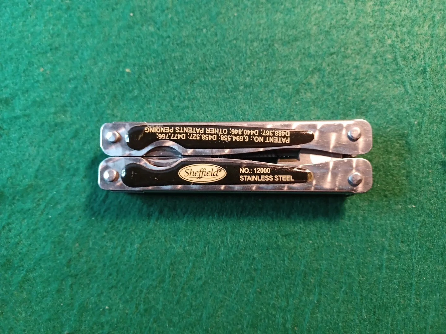 Sheffield no: 12000, 12 In 1 Multi tool