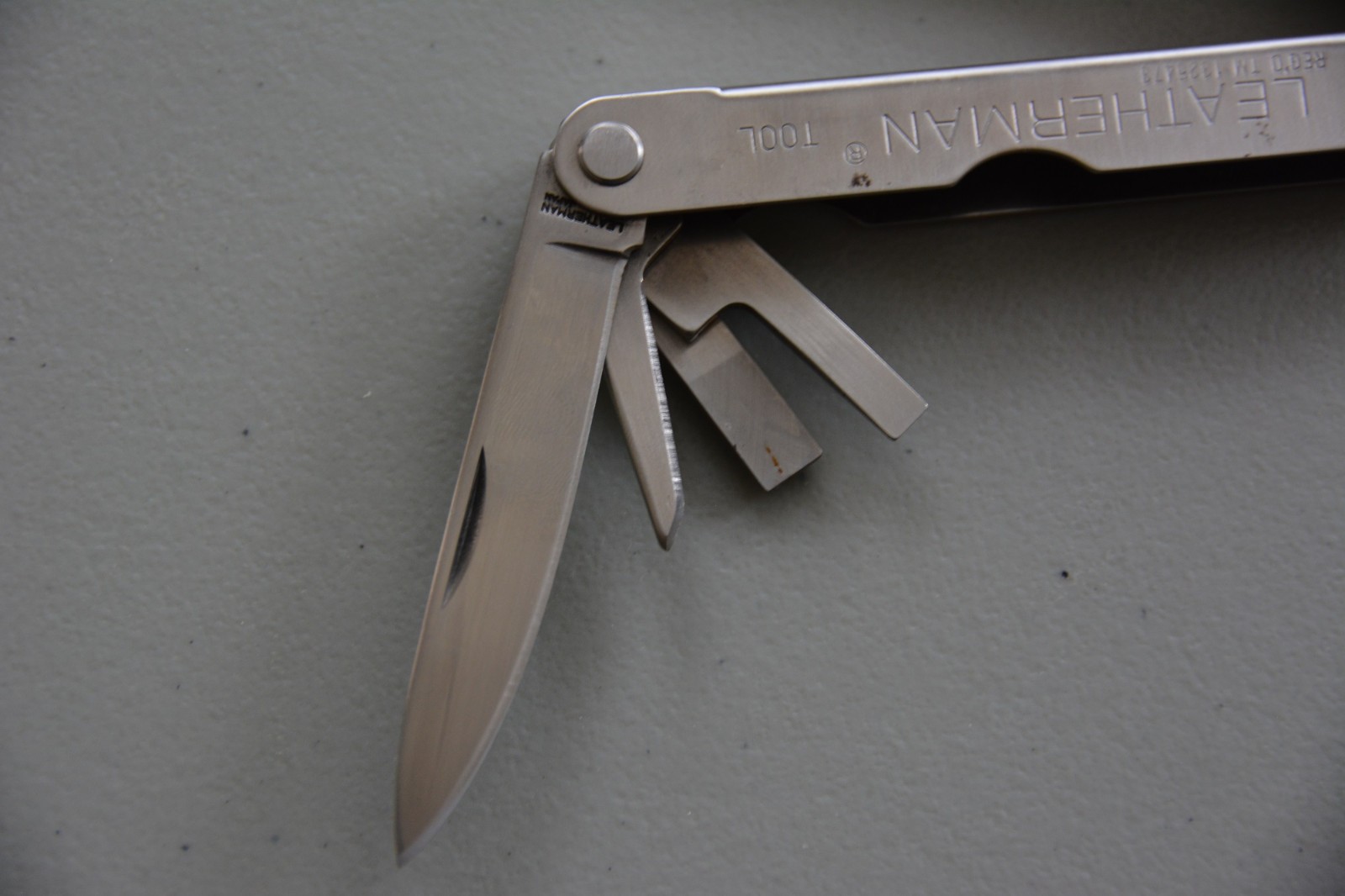 Vintage Leatherman Pocket Survival Tool PST Multi-Tool with Leather Sheath