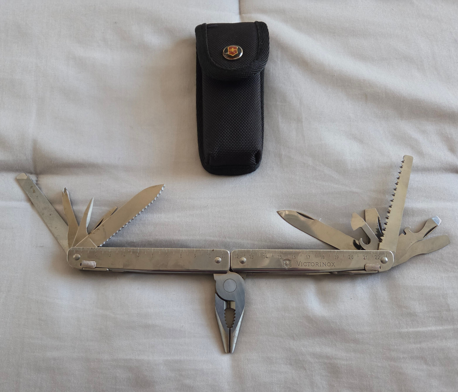 Vtg Victorinox SwissTool Pat Pend Swiss Army Knife Multi Tool Plier with Sheath