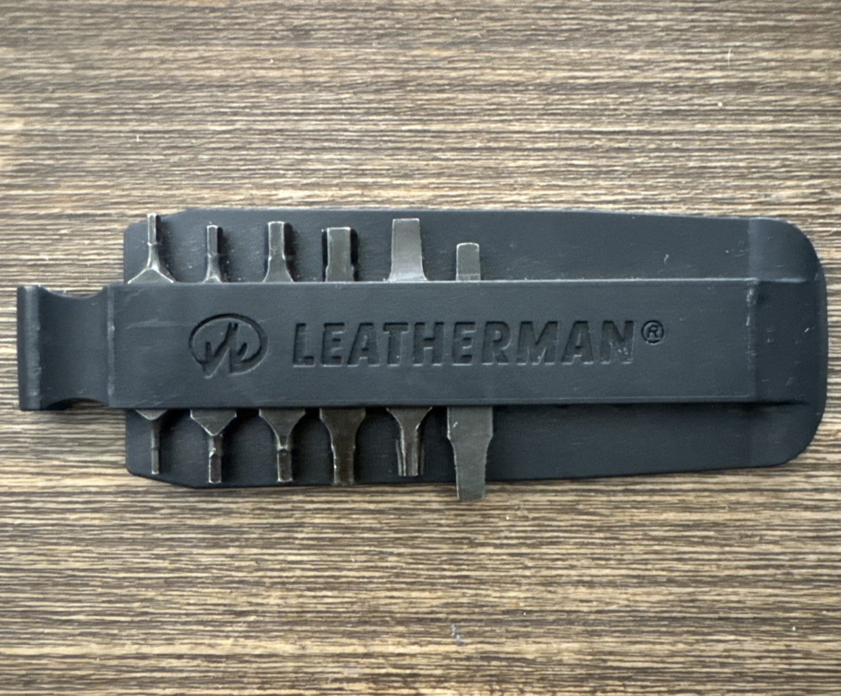 Leatherman Charge XTi Multi Tool Leather Sheath Bits Pocket Clip Ring USA 154cm