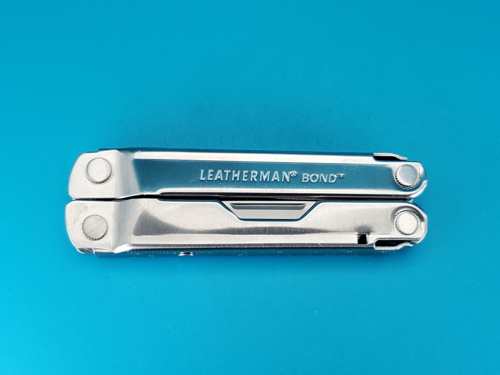 LEATHERMAN Bond Multitool, Stainless Steel Everyday Tool!