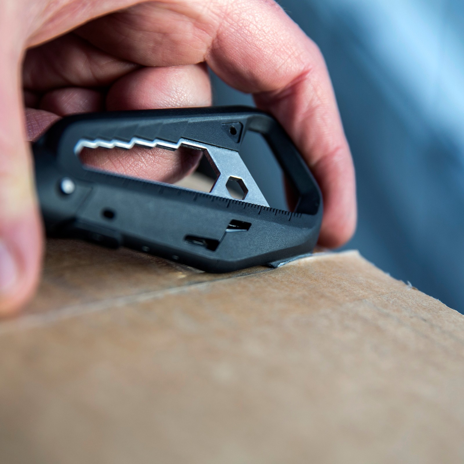 Tactica M.100 Lightweight Multitool Pocket EDC With Magnetic Bit Driver