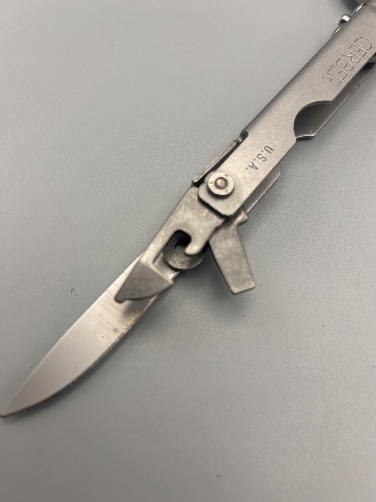 Gerber 1991 Original Mult-plier Mr. Pinchy Excellent EX with Original Sheath.