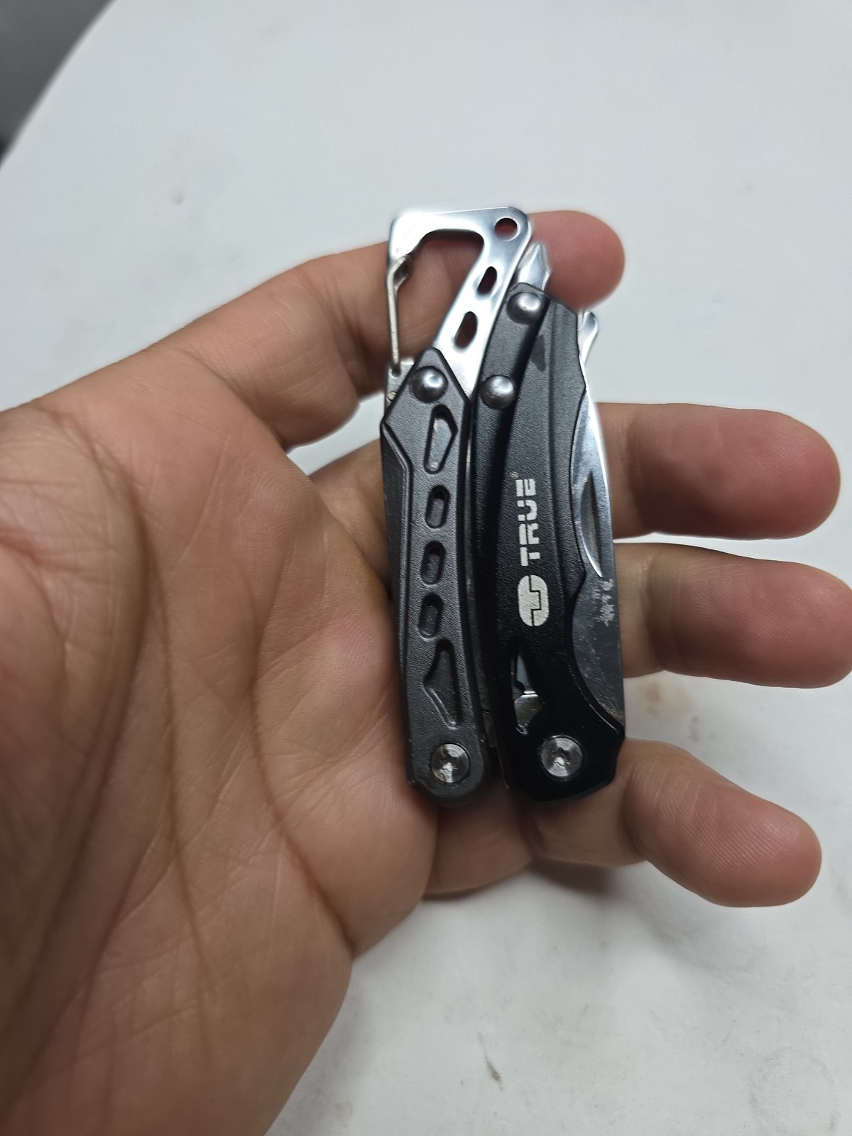 Multi Tool True Utility Pocket Set Seven With Angle Light