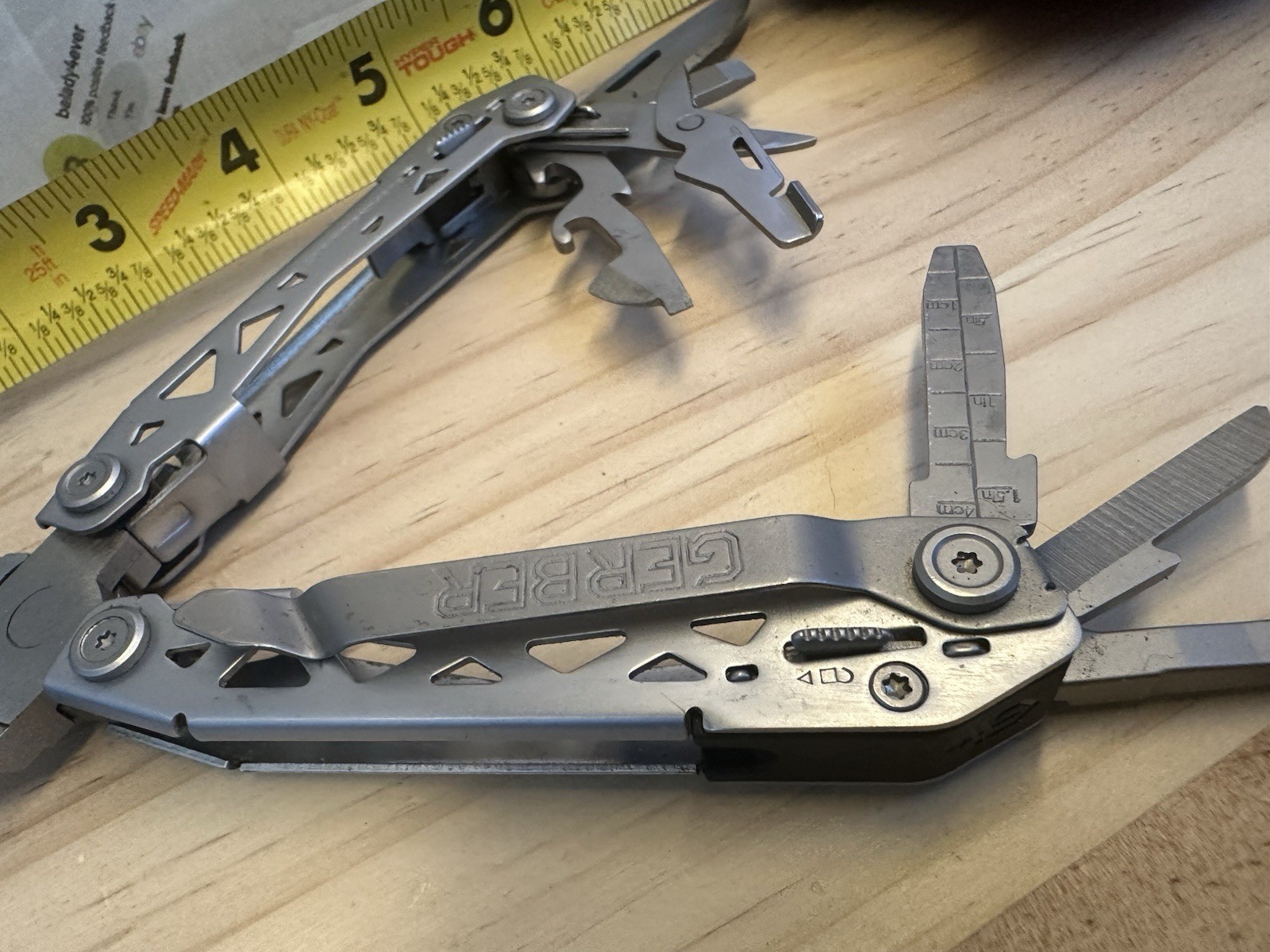 GERBER SUSPENSION NXT 15 In 1 Multitool 4” Closed Silver (MSRP $64)