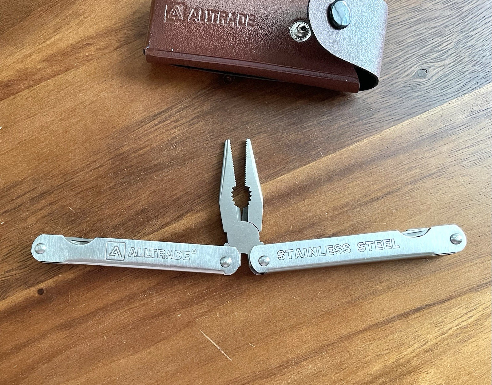 *EUC**VINTAGE* ALLTRADE Multi Tool – 10 Pullout Instruments – Stainless Steel