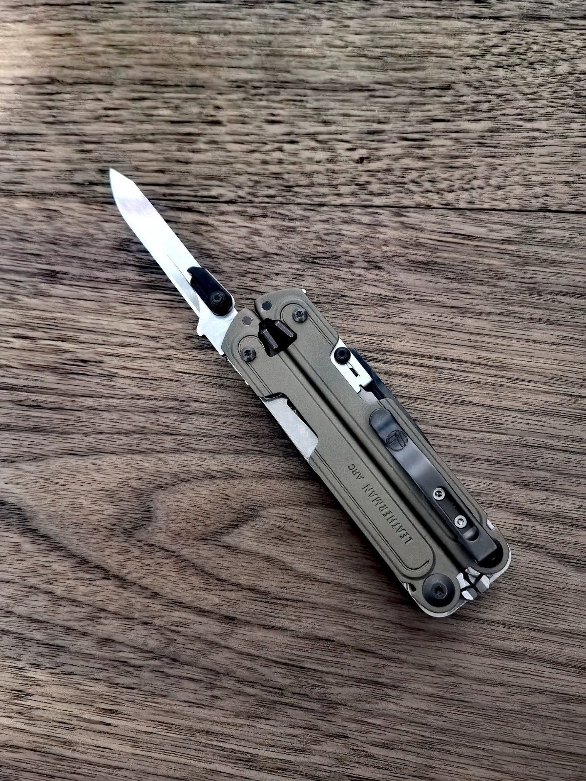 Scalpel Adapter for Leatherman FREE T2 T4 P2 P4 ARC – FITS Disposable Blades