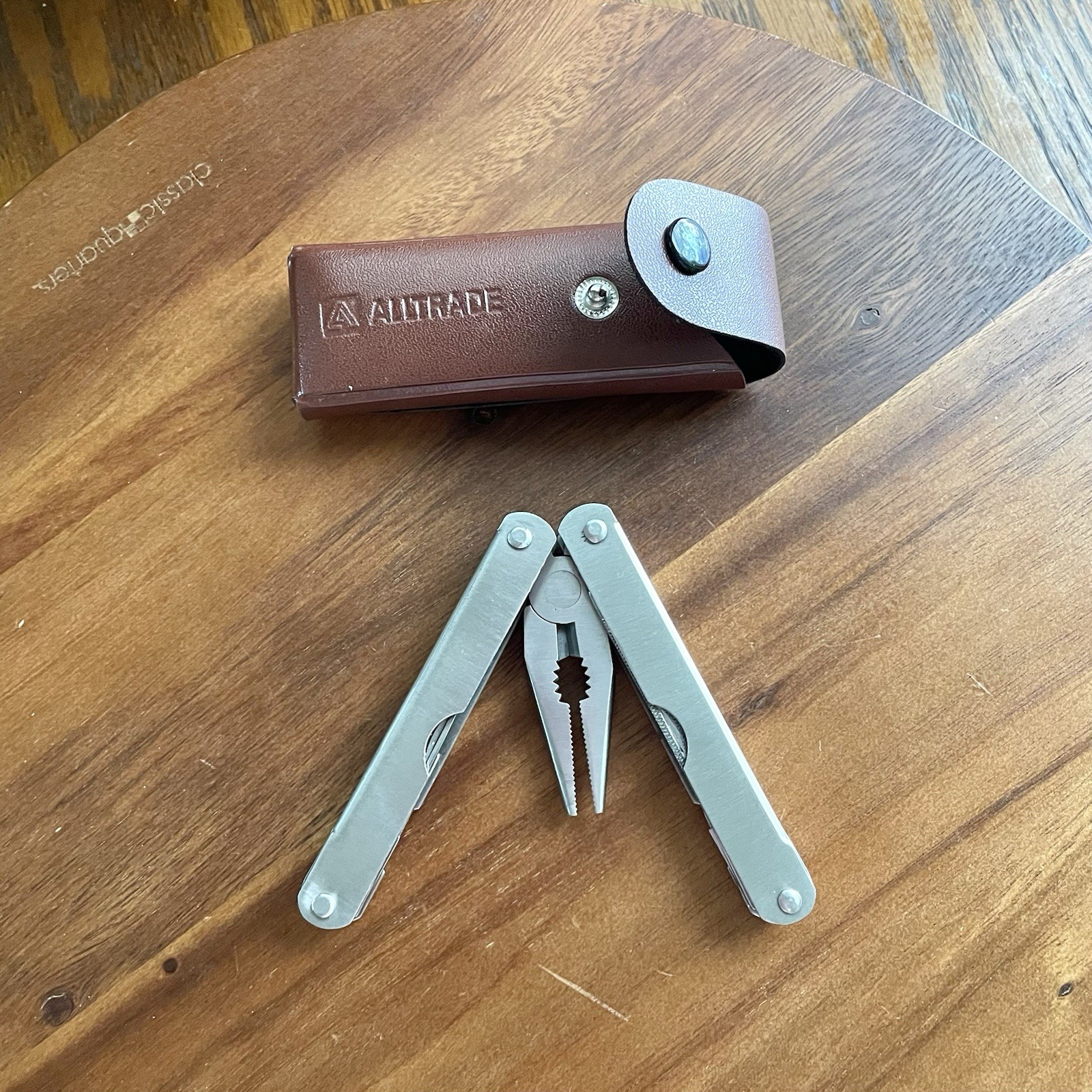 *EUC**VINTAGE* ALLTRADE Multi Tool – 10 Pullout Instruments – Stainless Steel