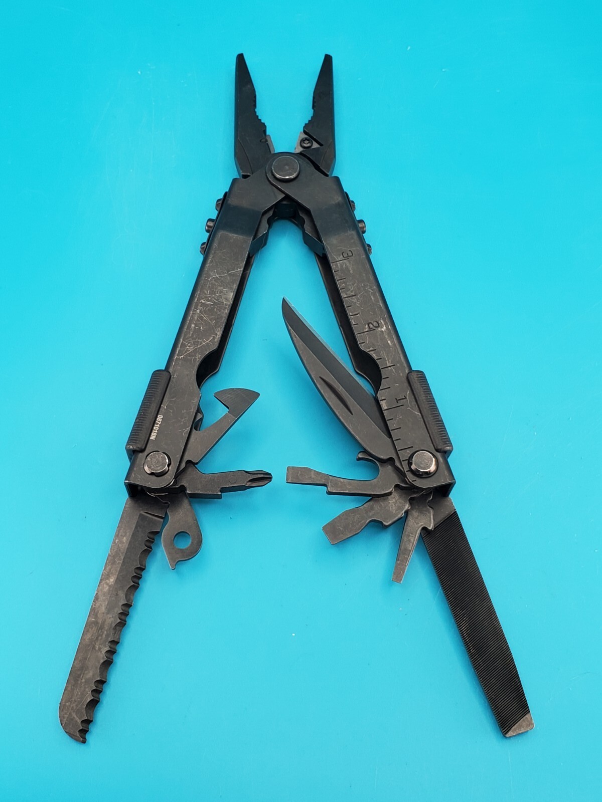 Gerber MP600 Black Oxide Multi-Tool Needle Nose Pliers!