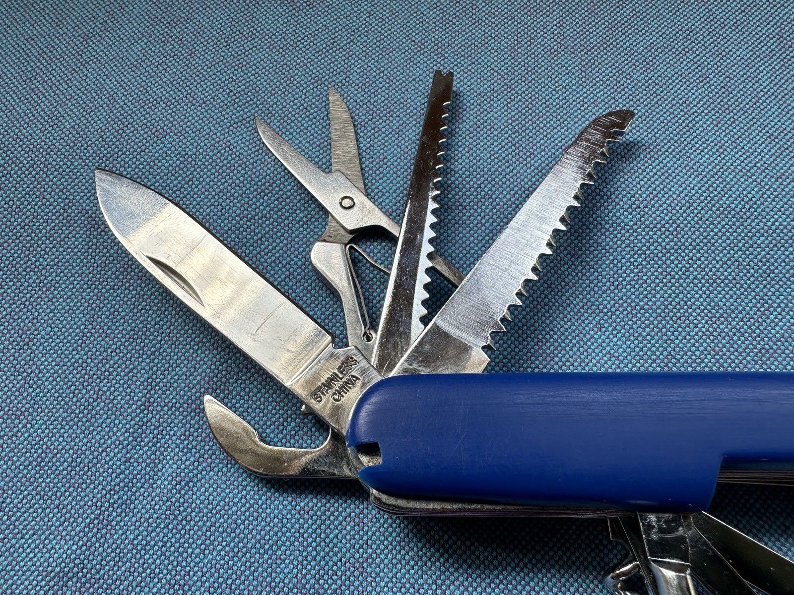 Victorinox 91mm Pocket Knife Multi-Tool 3.5 inch
