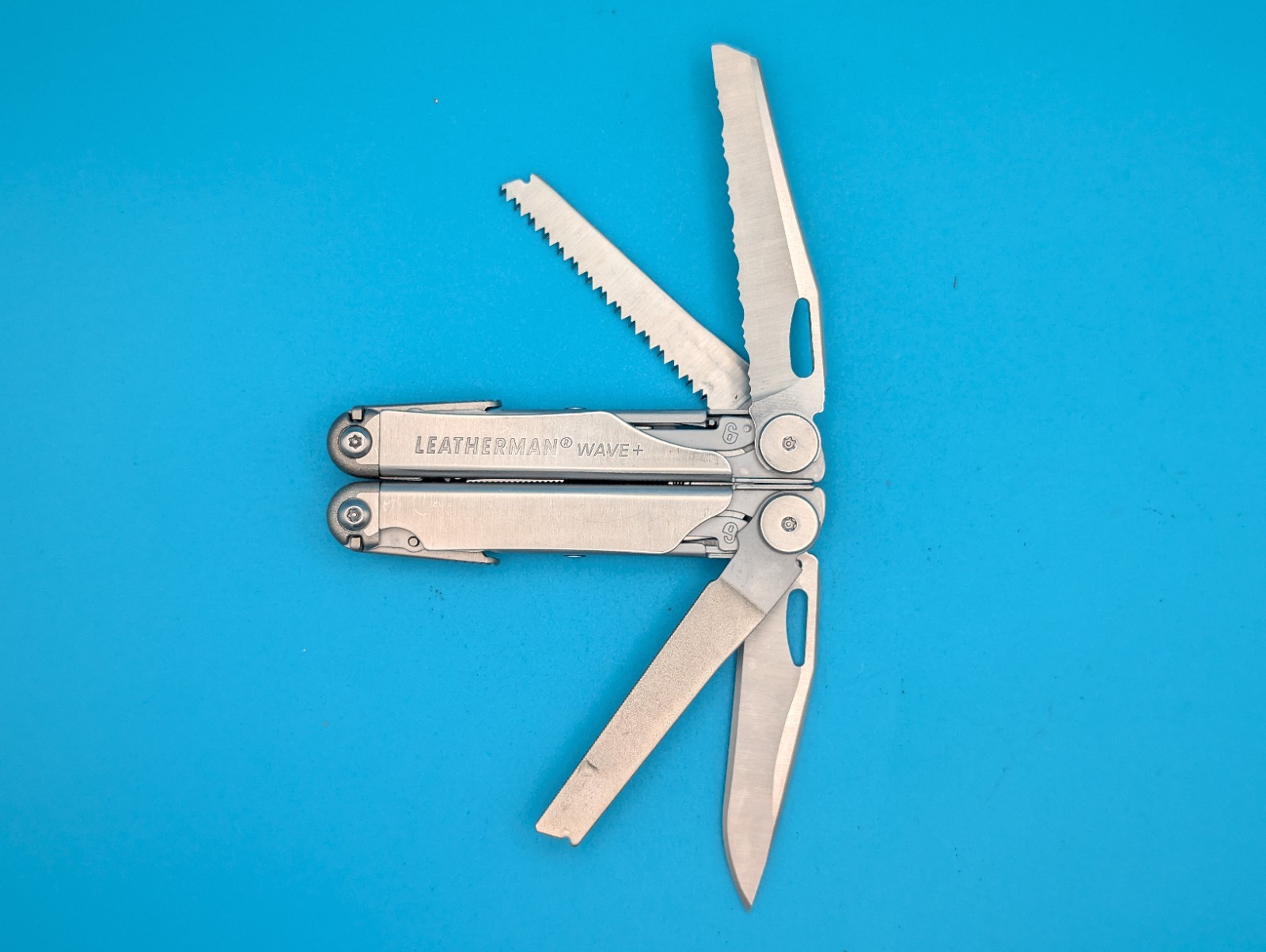 Leatherman Wave Plus + Multi-Tool! FAST SHIPPING! WITH SHEATH! EXCELLENT