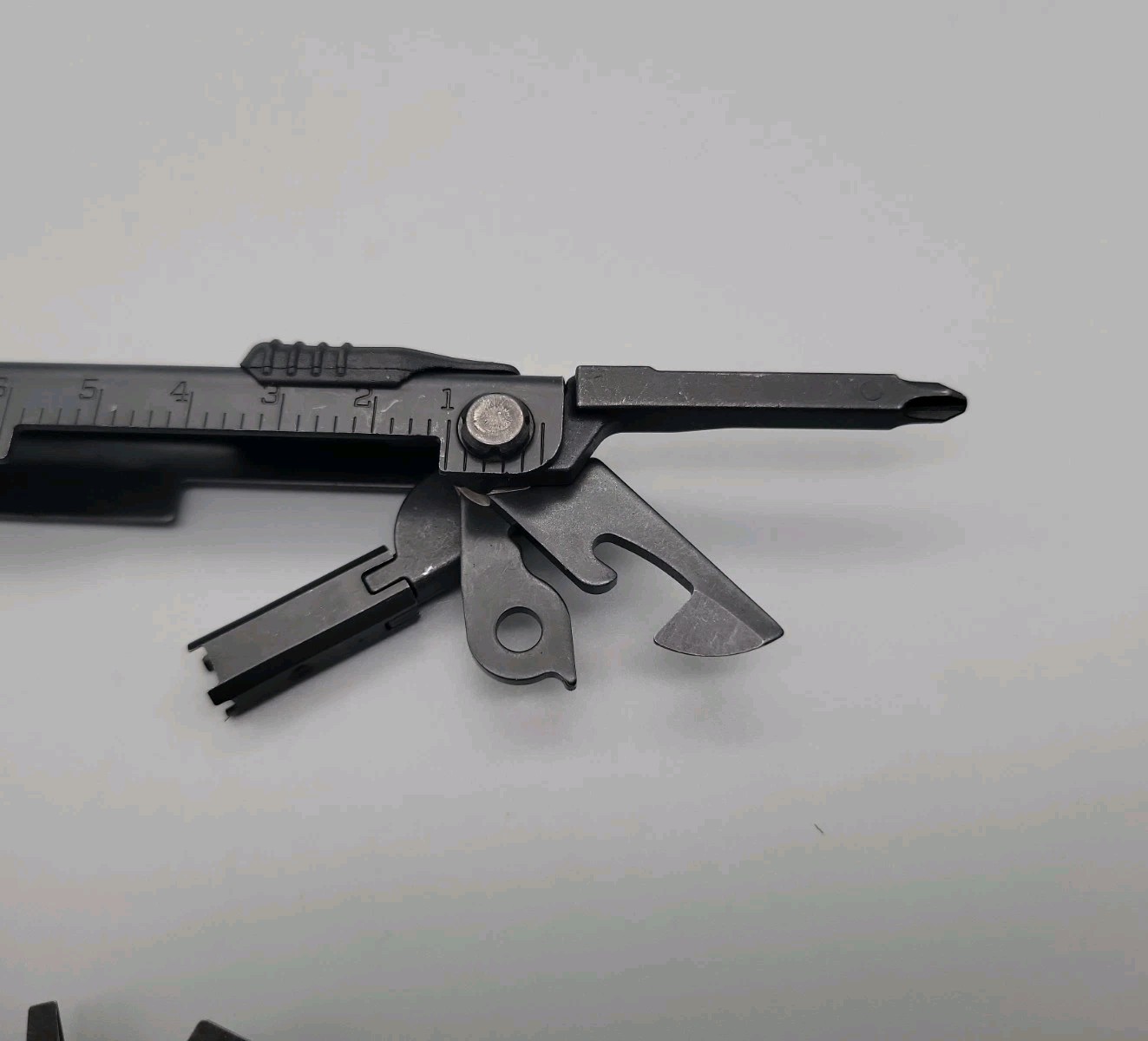 Gerber MP600-ST Multi-Plier Multi-Tool w/ Sight Tool – Black – DISCONTINUED