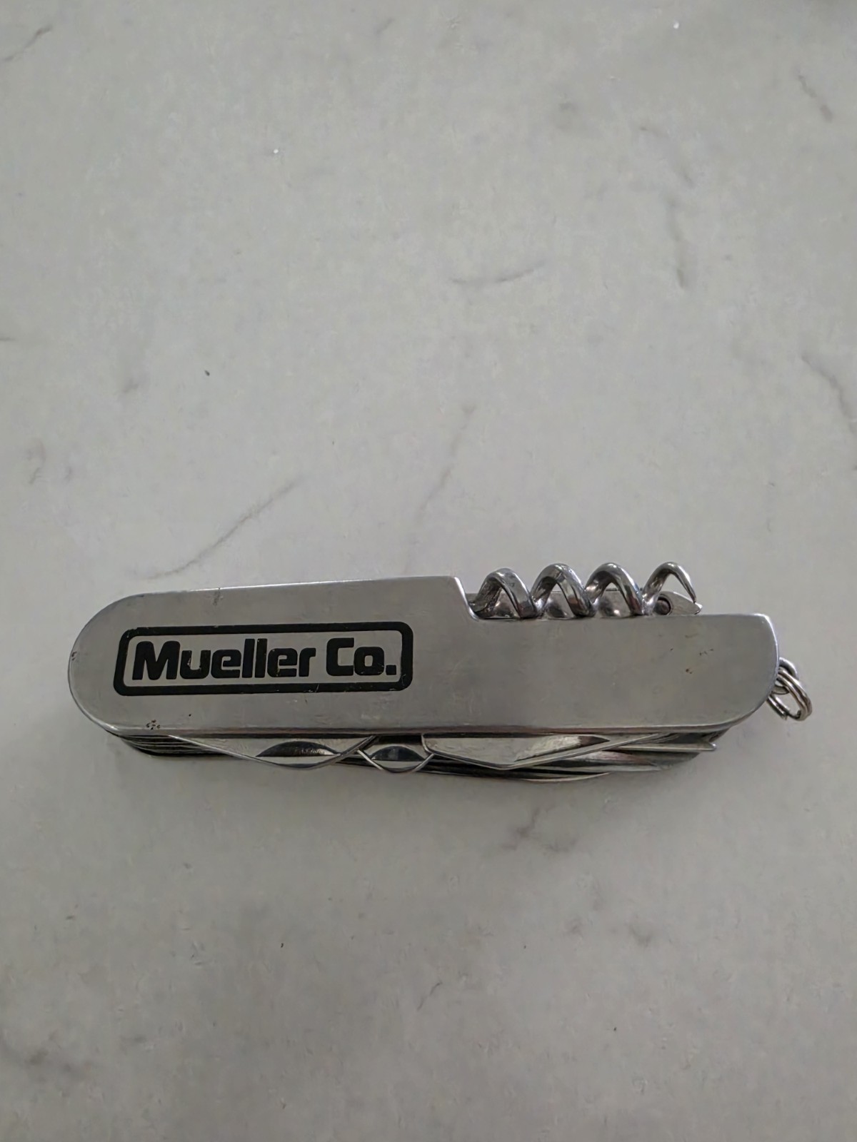 Mueller Co. Stainless Steel 12-in-1 Multi-Tool Knife Saw Scissors 2″ Blade
