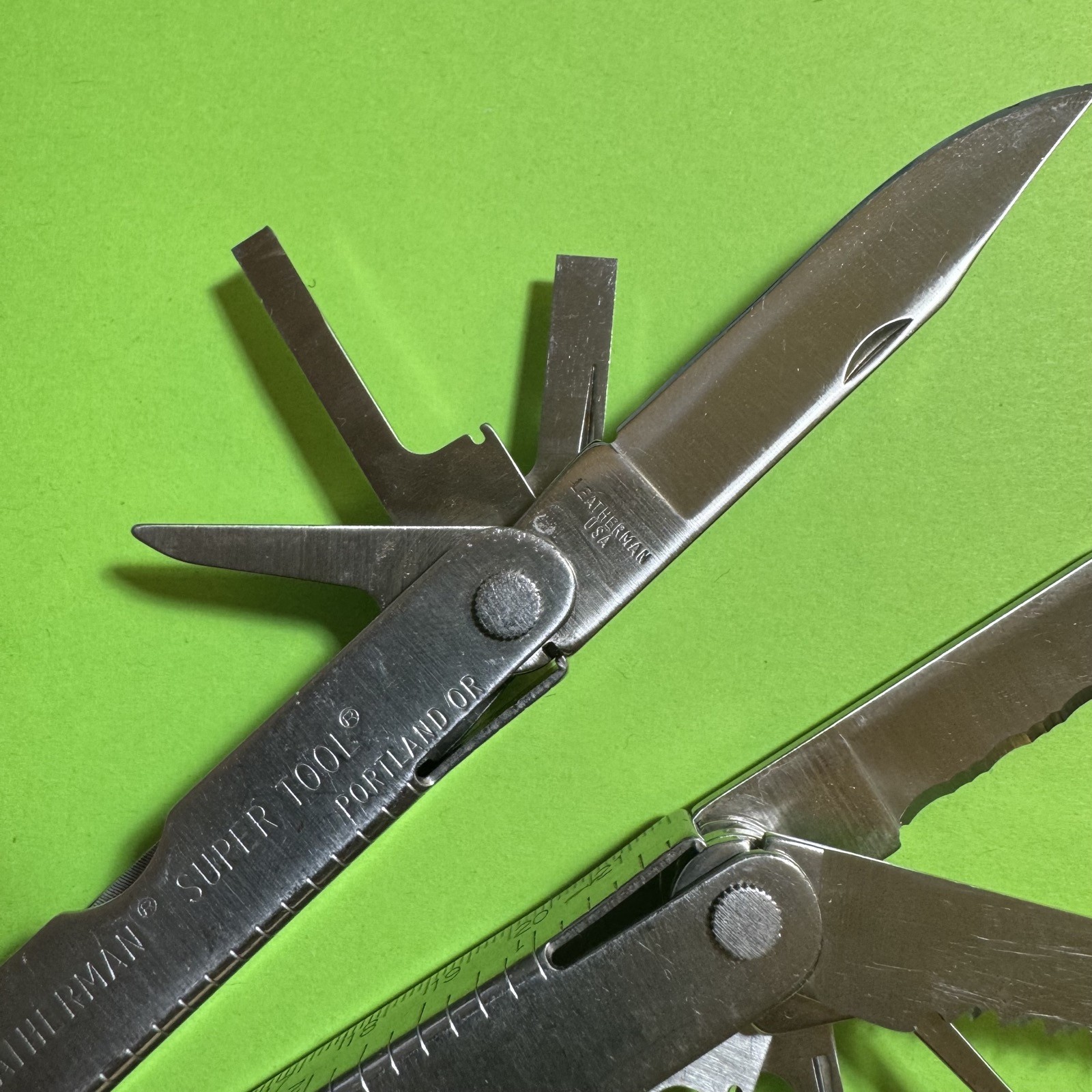 Leatherman Super Tool Plier Multi Tool Pocket Knife New Nylon Sheath EDC #735