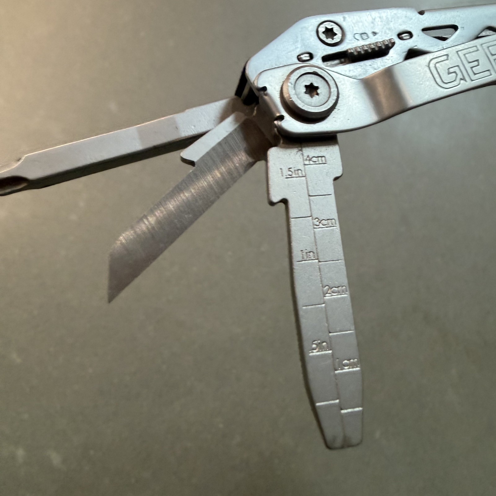 Gerber Suspension NXT Multi Tool Pliers Knife Screwdriver Stainless Steel