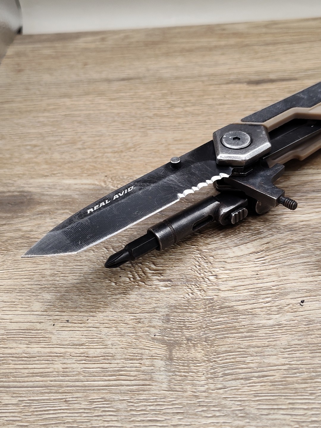 Real Avid Multi-Tool AR15 Hunting Rifle Tool Pliers Knife More!
