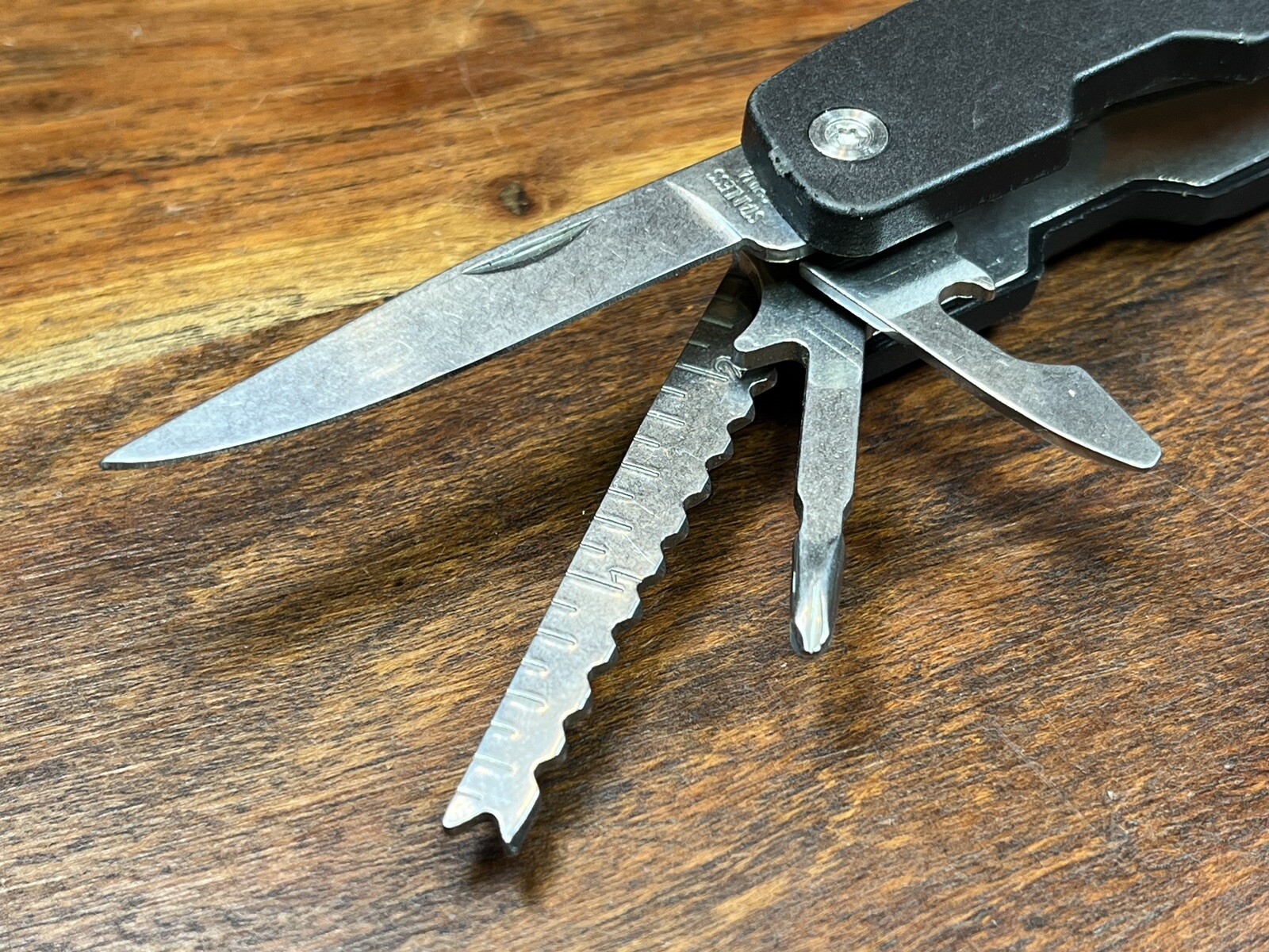 SmartGear USB Rechargeable Flashlight Multitool + Nylon Sheath