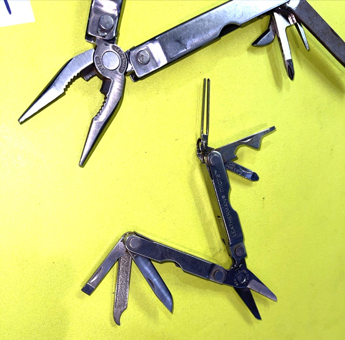 LEATHERMAN 2 KNIVES MULTI TOOL 2 INCH & 4 INCH