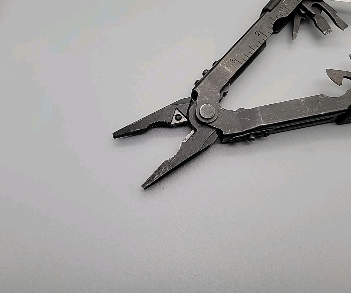 Gerber Multiplier MP600 Multi-Tool – Black – Needle Nose Carbide Cutter Pliers