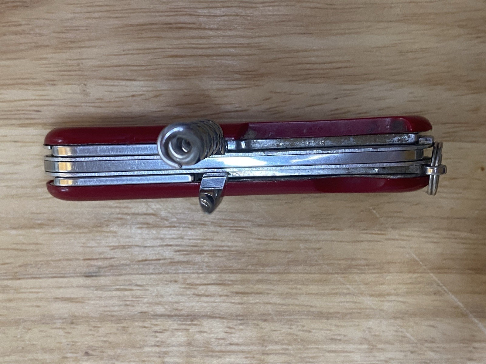 Wenger Traveler Swiss Army Knife Red 7-Tool 2.5in Blade Scissors Corkscrew