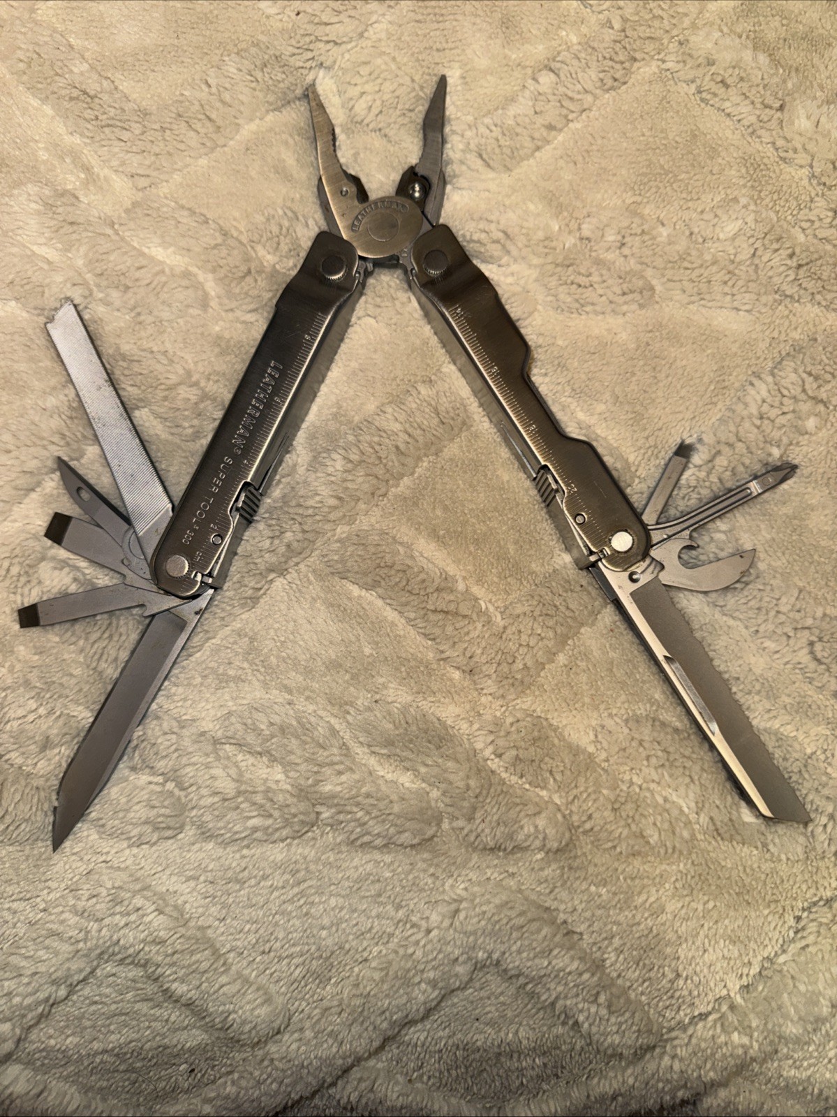 Leatherman Super Tool 300 Multitool Stainless Steel Pliers Knife Used