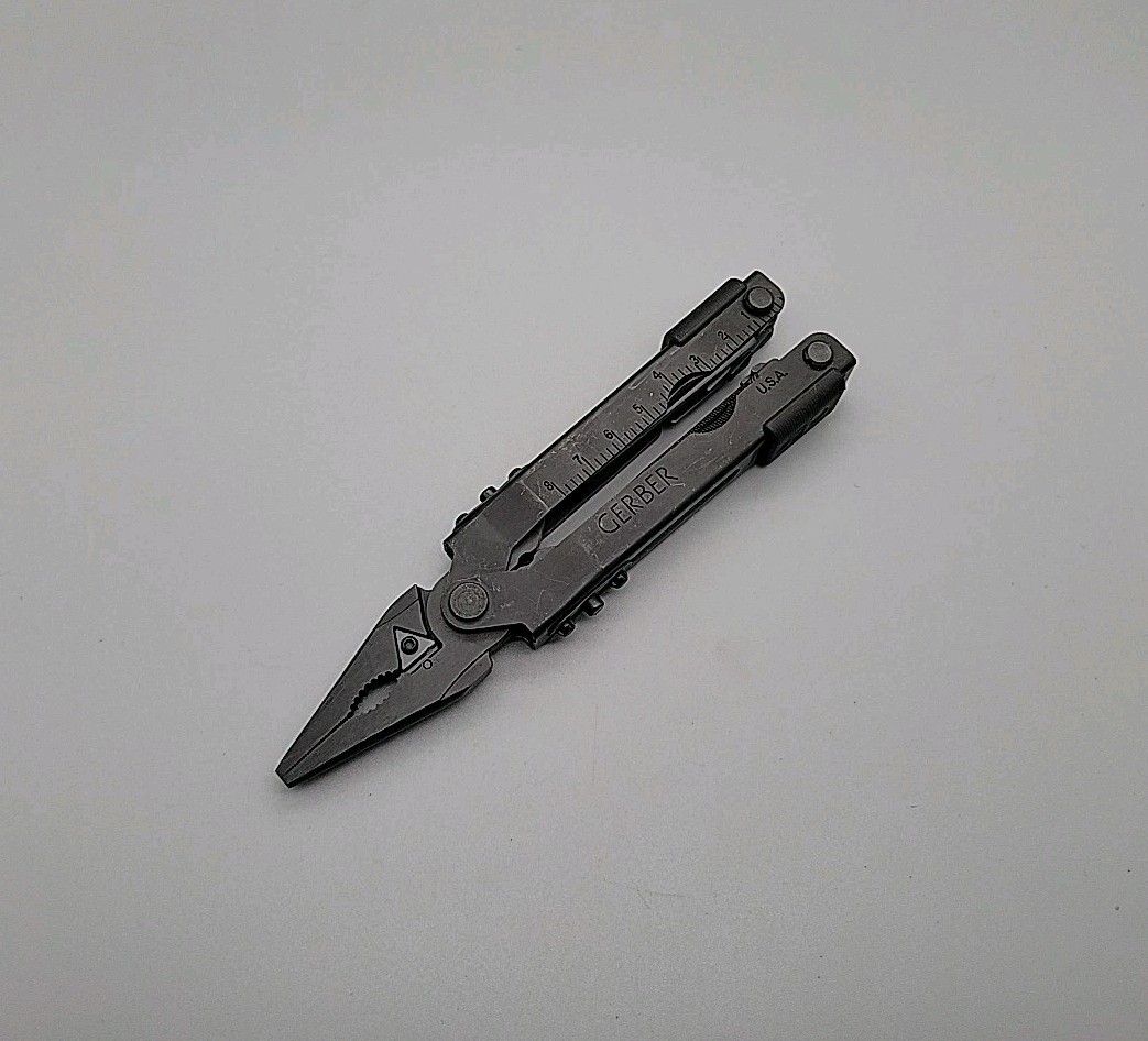 Gerber Multiplier MP600 Multi-Tool – Black – Needle Nose Carbide Cutter Pliers