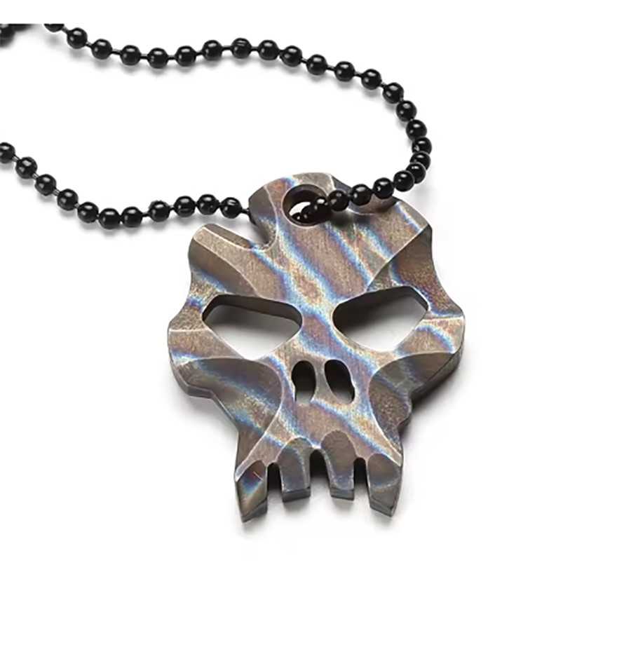 Titanium Alloy Small Skull Pendant Keychain Pendant Multifunctional EDC Gadget