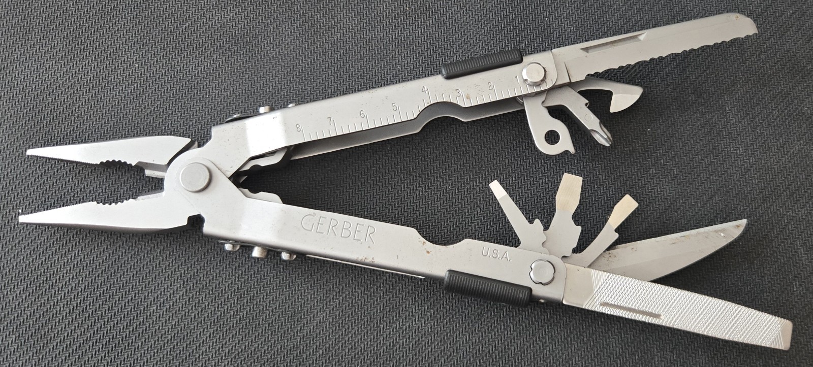 Gerber Multi-Plier 600 MP 600 ProScout Double Blade Carbide Multi Tool